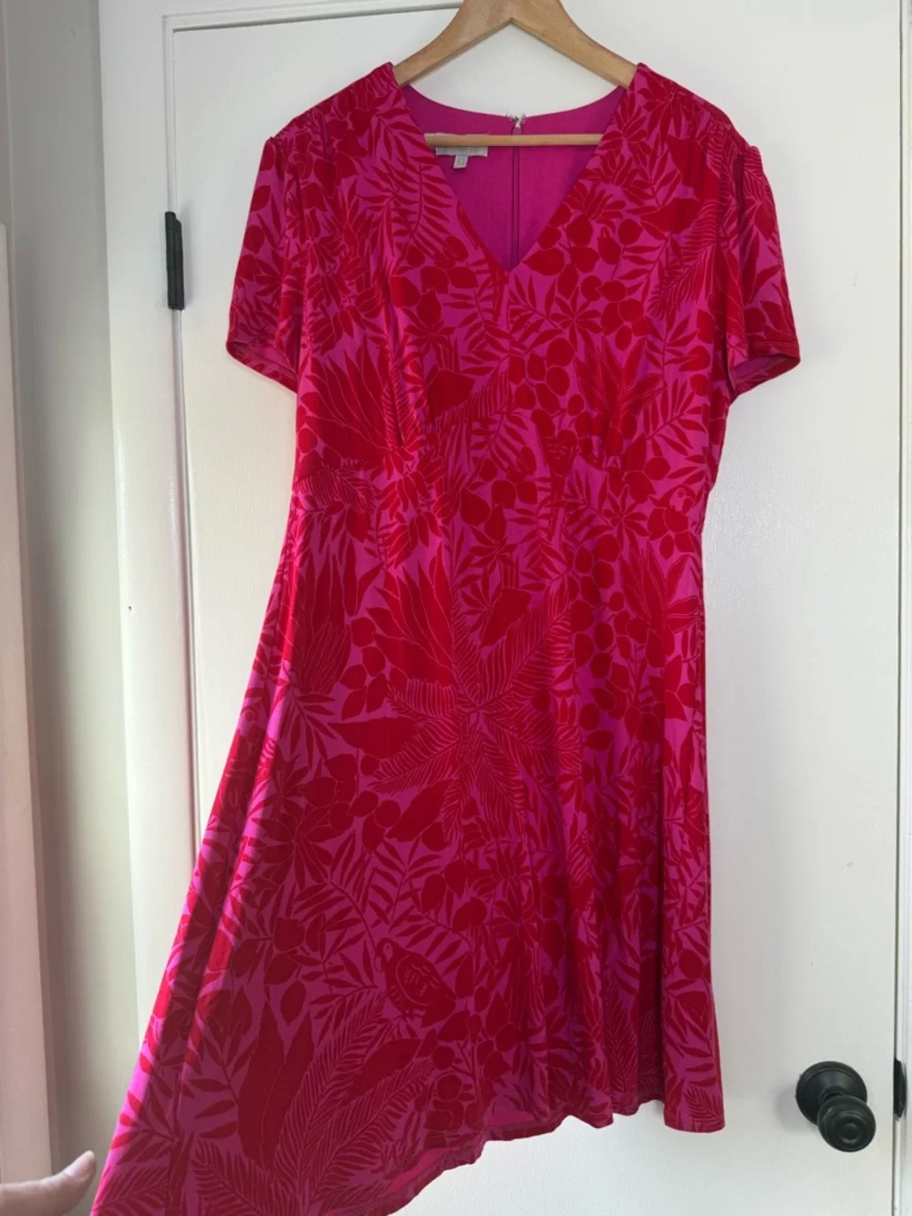 Hobbs Ann Floral Bird Jersey Dress Red Pink Short Sleeve Fit & Flare Size 12 - Picture 9 of 13
